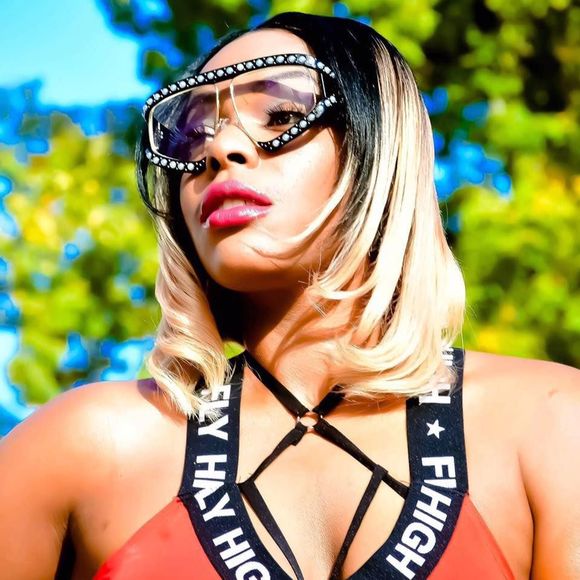 Meet your Posher, Crystal ruby red - Picture 1 of 1